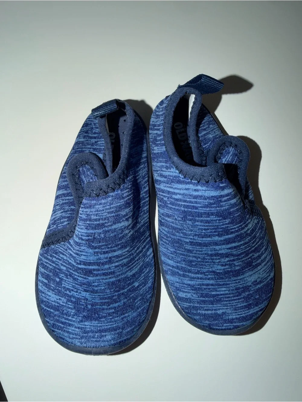 Old Navy Navy and Light Blue Kids Water Shoes